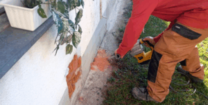 Szombathely - 100 éves tömör tégla vízszigetelés, injektálás