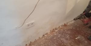 Lábatlan - 100 éves téglaház vízszigetelése